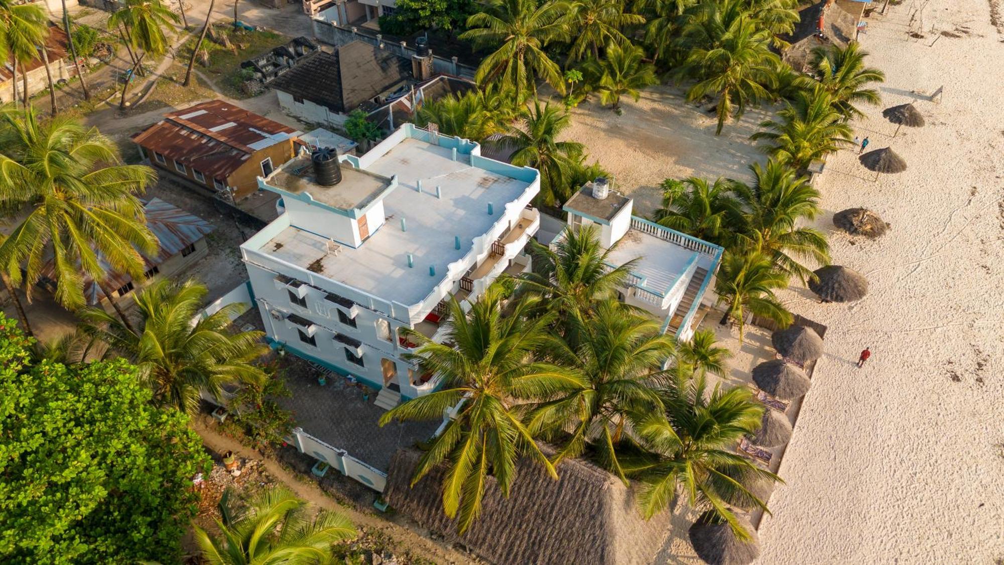 Sands Inn Hotel Pwani Mchangani Exterior photo